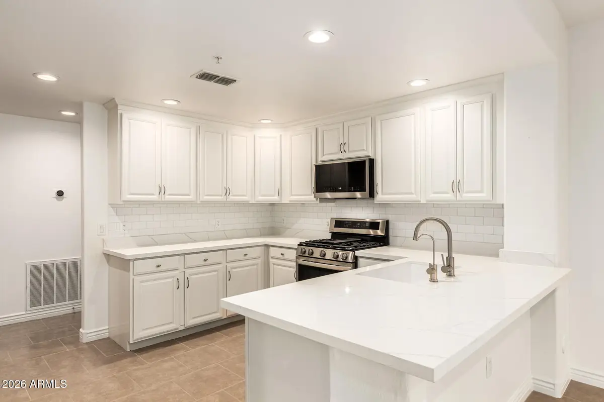2425 W Bronco Butte Trail #1040, Phoenix, AZ 85085 - Image #1