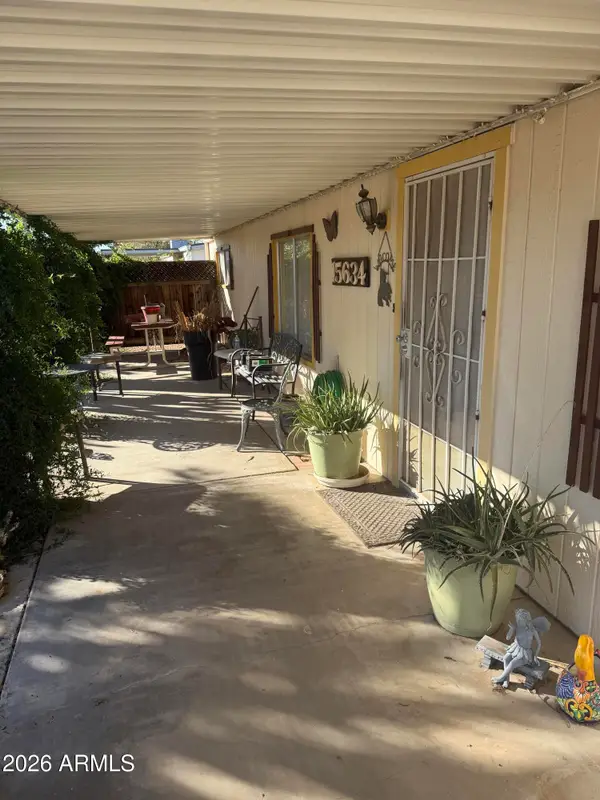 15634 N 71st Avenue, Peoria, AZ 85382