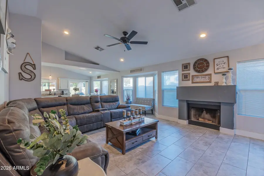 23658 N 36th Drive, Glendale, AZ 85310 - Image #3