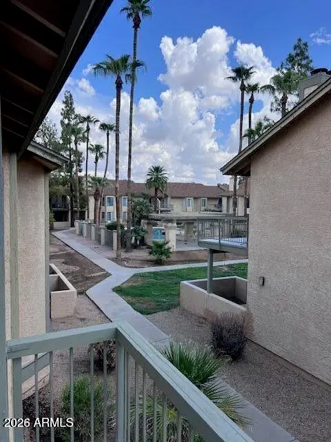 5236 W Peoria Avenue #202, Glendale, AZ 85302