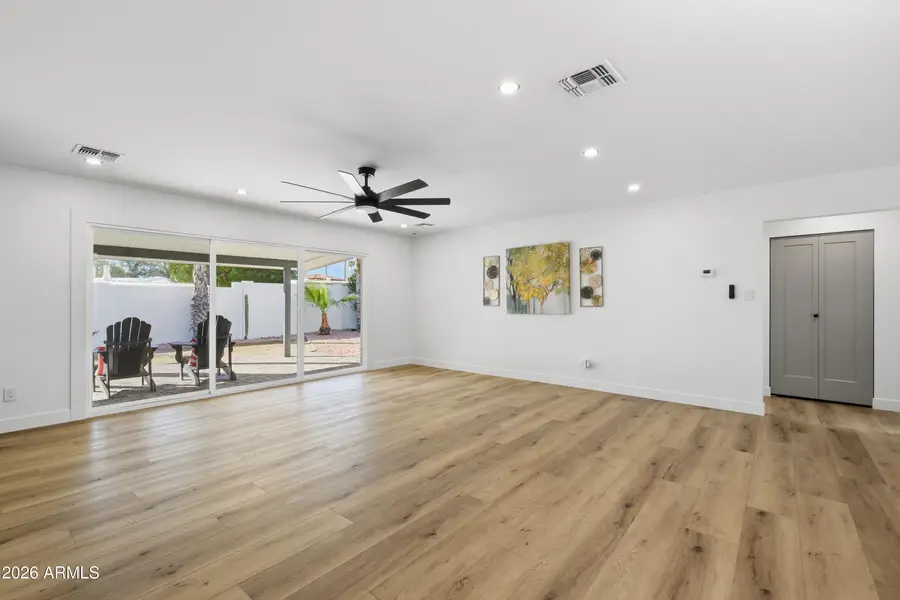 7761 E Chaparral Road, Scottsdale, AZ 85250 - Image #3