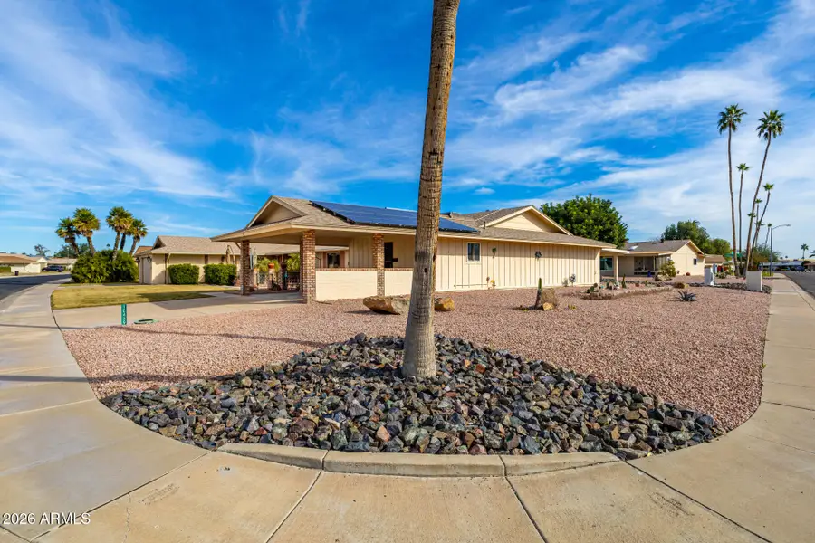 10439 W Kingswood Circle, Sun City, AZ 85351 - Image #2