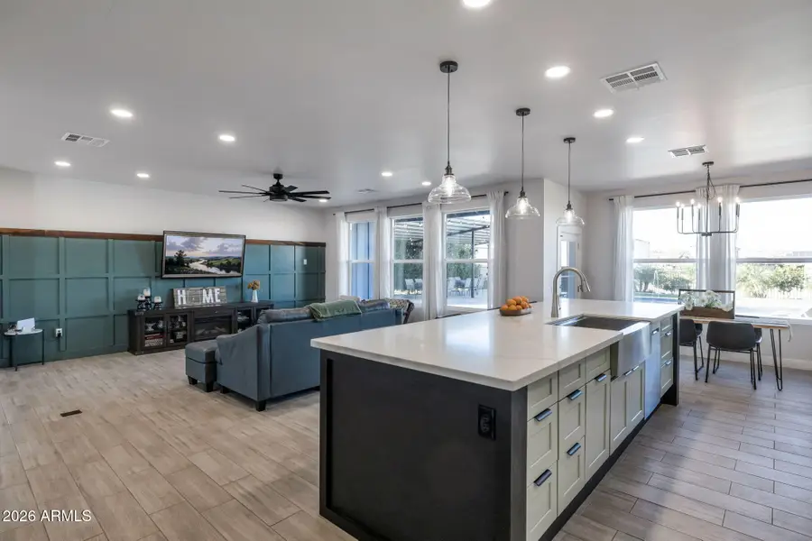 11224 W Tether Trail W, Peoria, AZ 85383 - Image #3