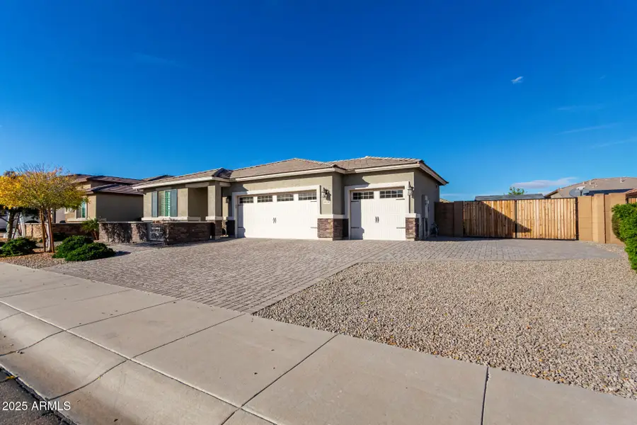 18378 W Pioneer Street, Goodyear, AZ 85338 - Image #3