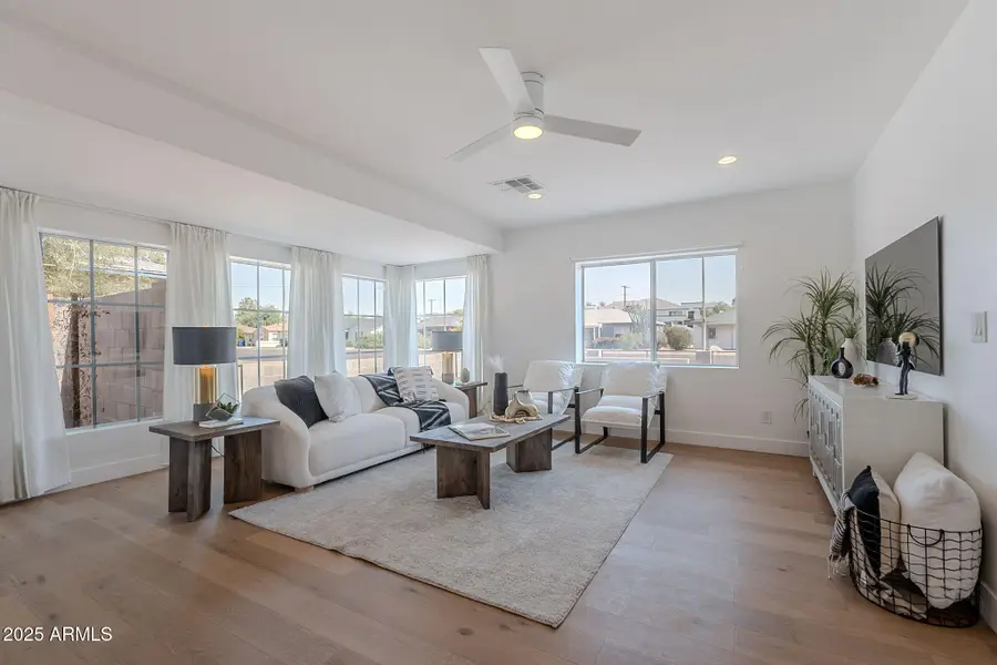 502 E Osborn Road, Phoenix, AZ 85012 - Image #2