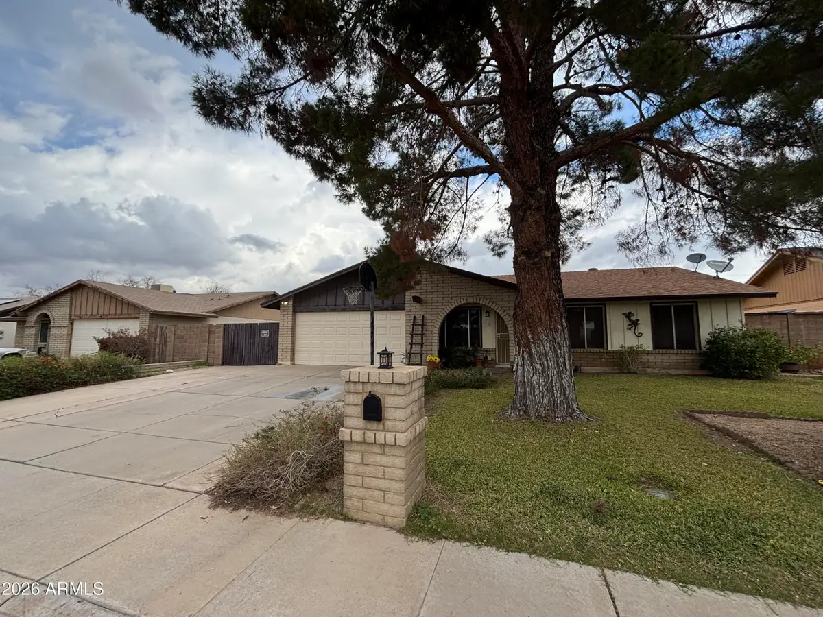 3228 W Muriel Drive, Phoenix, AZ 85053 - Image #1