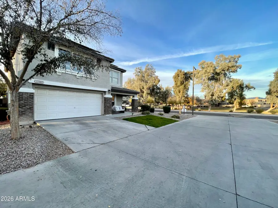 17263 W Ironwood Street, Surprise, AZ 85388 - Image #2