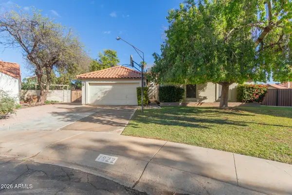 1922 E Palomino Drive, Tempe, AZ 85284