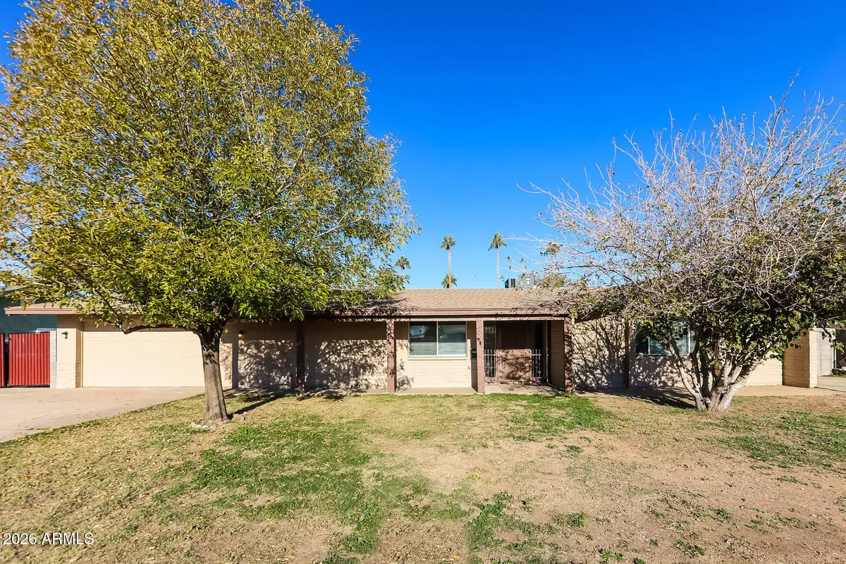 6218 W Wolf Street, Phoenix, AZ 85033 - Image #1