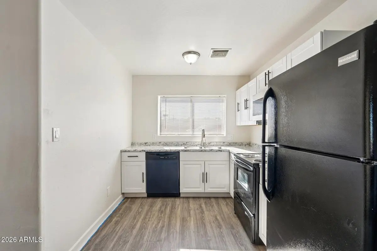 1344 E Pueblo Avenue, Phoenix, AZ 85040 - Image #1