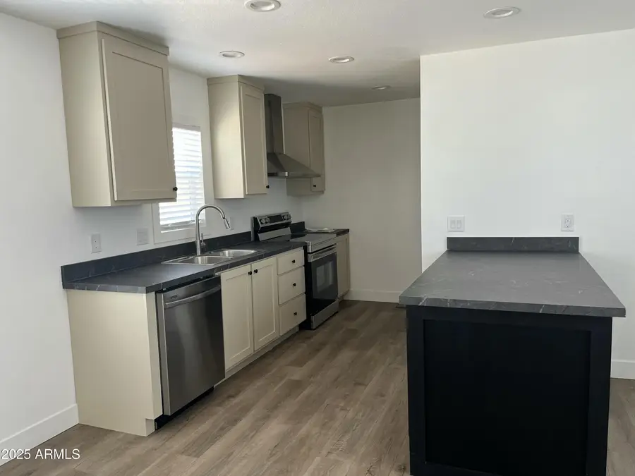 1550 W Southern Avenue #20, Phoenix, AZ 85041 - #2