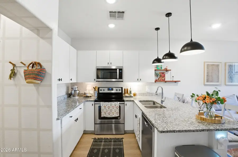 2282 E Hidalgo Avenue, Phoenix, AZ 85040 - Image #3