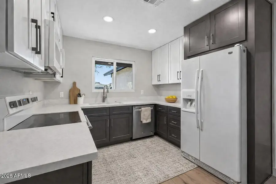 7352 W Meadowbrook Avenue, Phoenix, AZ 85033 - Image #3