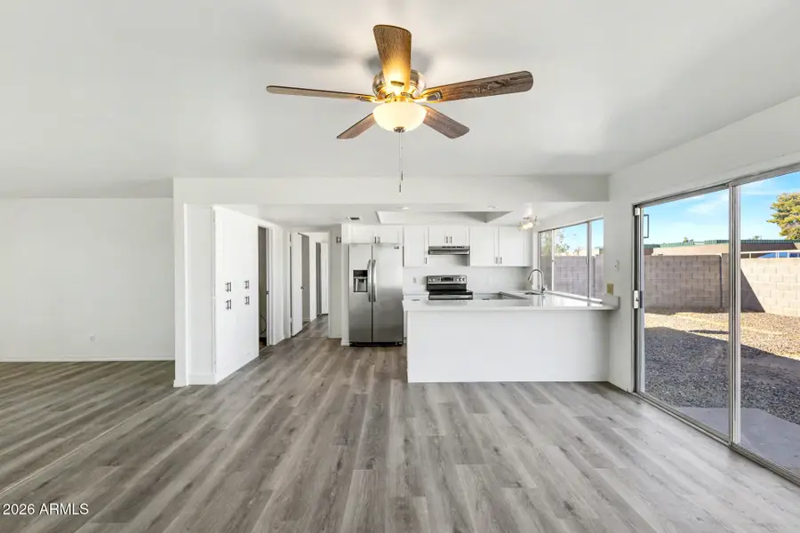 602 W Yale Drive, Tempe, AZ 85283 - Image #3