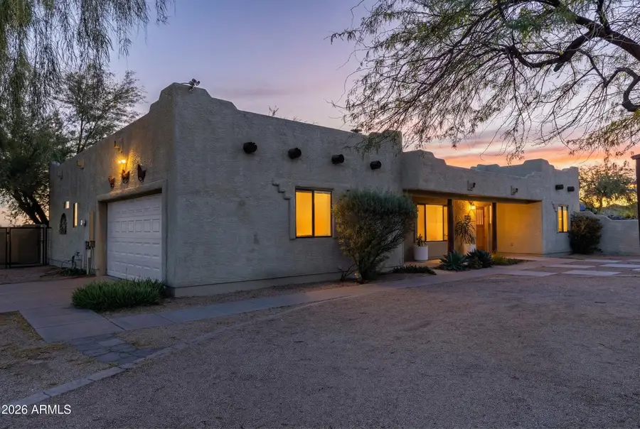 1009 E Carlise Road, Phoenix, AZ 85086 - Image #2