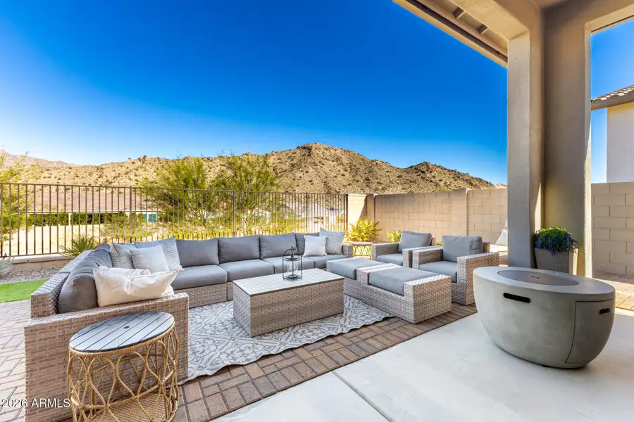 21422 W Meadowbrook Avenue, Buckeye, AZ 85396 - Image #2