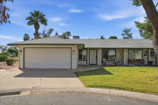 4939 E Lake Point Court, Phoenix, AZ 85044