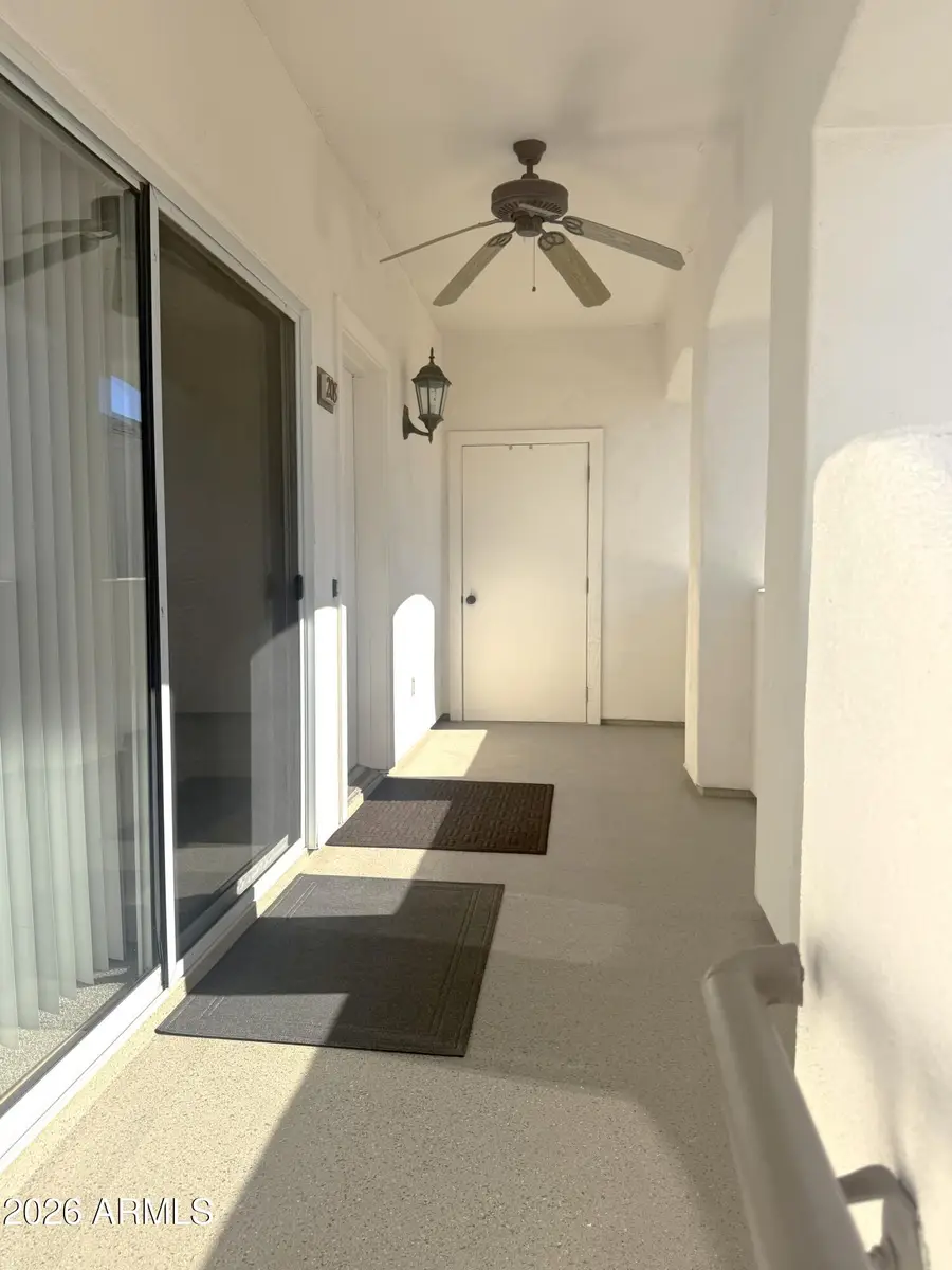 2950 W Louise Drive #208, Phoenix, AZ 85027 - Image #2