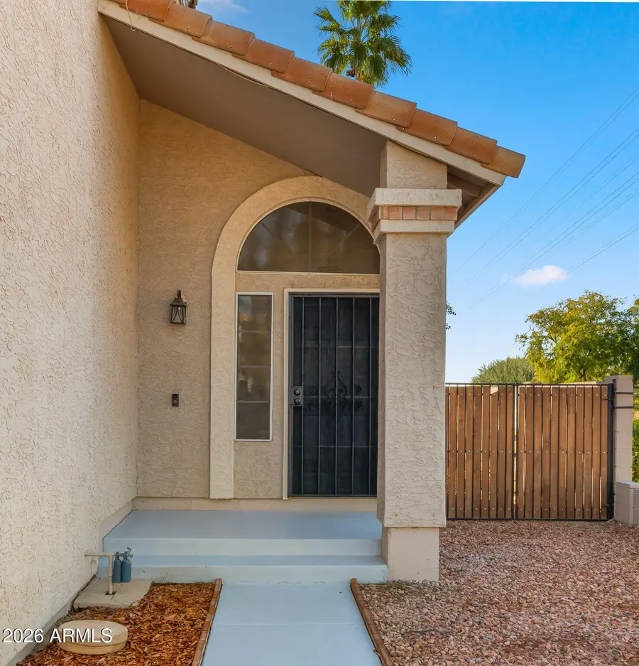 4043 E Mountain Vista Drive, Phoenix, AZ 85048 - Image #3