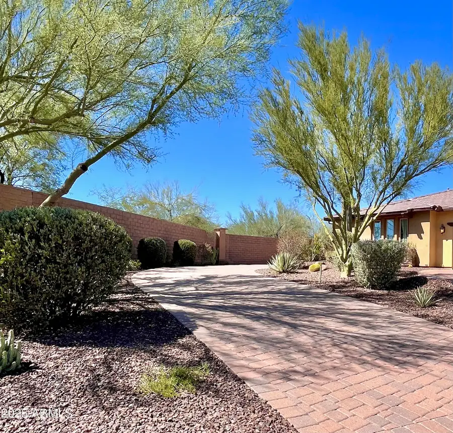 12144 W Desert Mirage Drive, Peoria, AZ 85383 - Image #2