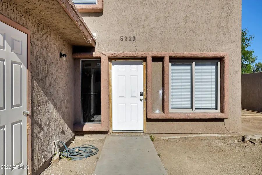 5220 W Lynwood Street, Phoenix, AZ 85043 - #3