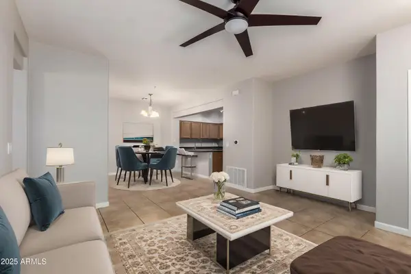 525 N Miller Road #142, Scottsdale, AZ 85257