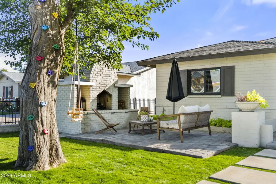 4215 E Flower Street, Phoenix, AZ 85018 - Image #2