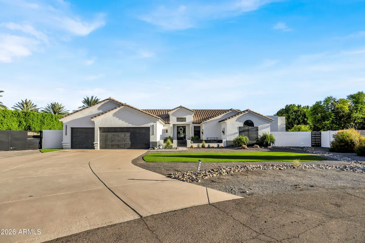 9415 W Electra Lane, Peoria, AZ 85383 - Image #1