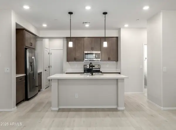 1850 E Bernie Lane #102, Gilbert, AZ 85295