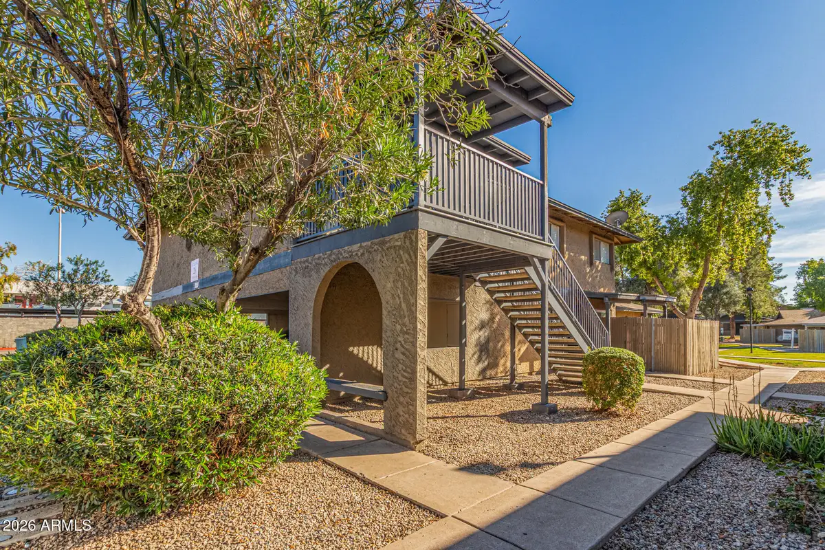 286 W Palomino Drive #104, Chandler, AZ 85225 - Image #1