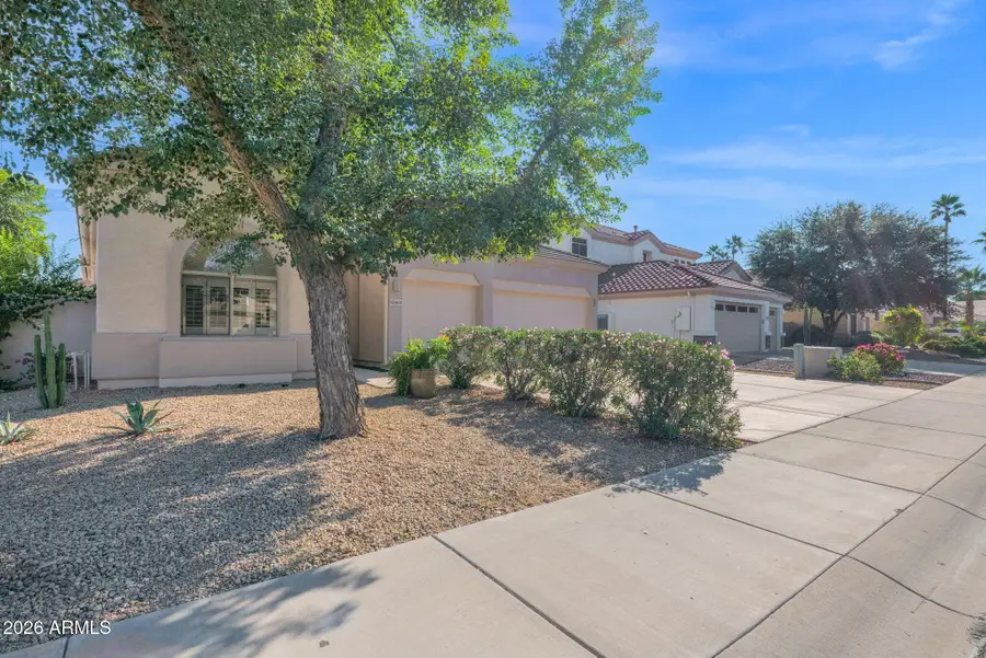 13563 W Monte Vista Road, Goodyear, AZ 85395 - Image #2
