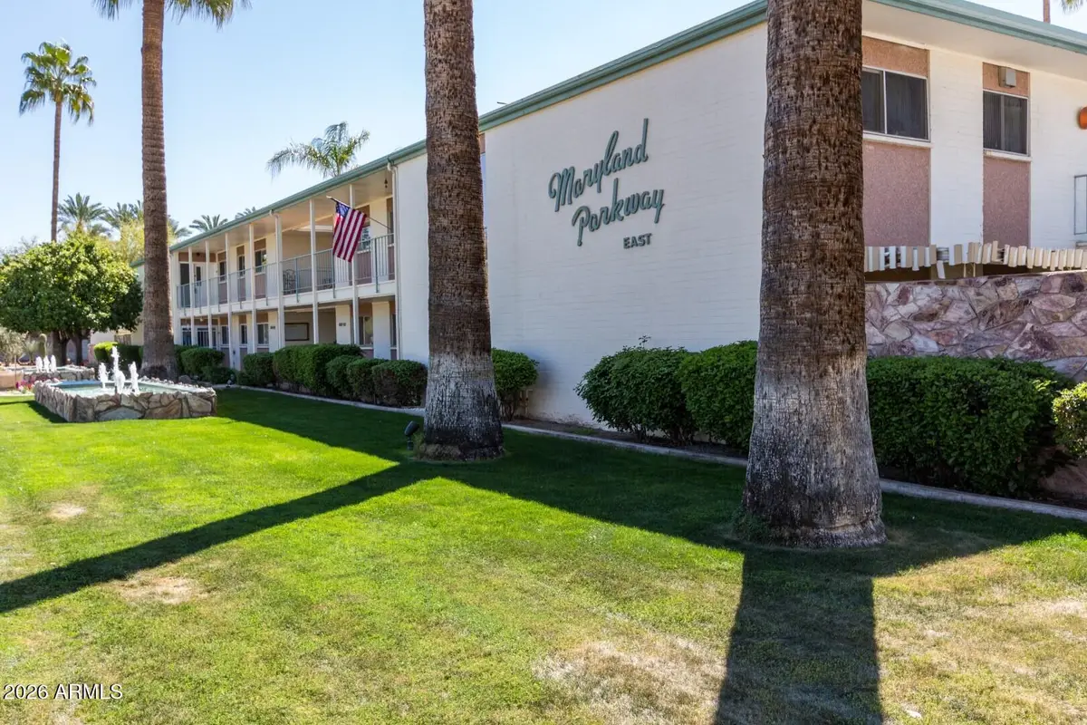 1239 E Maryland Avenue #B, Phoenix, AZ 85014 - Image #1