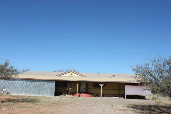 7197 S Pintek Lane, Hereford, AZ 85615