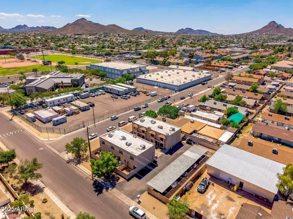 3048 E Beck Lane, Phoenix, AZ 85032