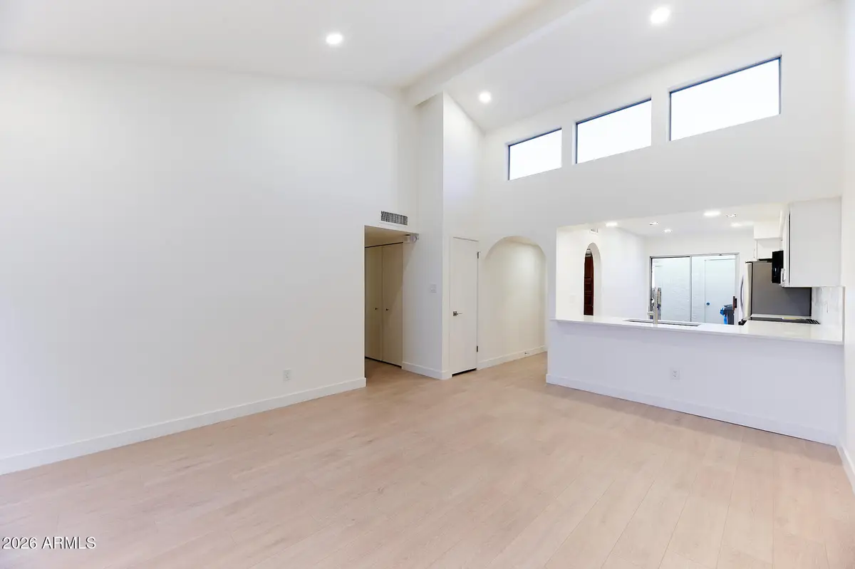 821 E Fern Drive S, Phoenix, AZ 85014 - Image #1