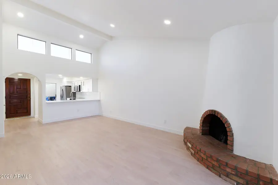 821 E Fern Drive S, Phoenix, AZ 85014 - Image #2