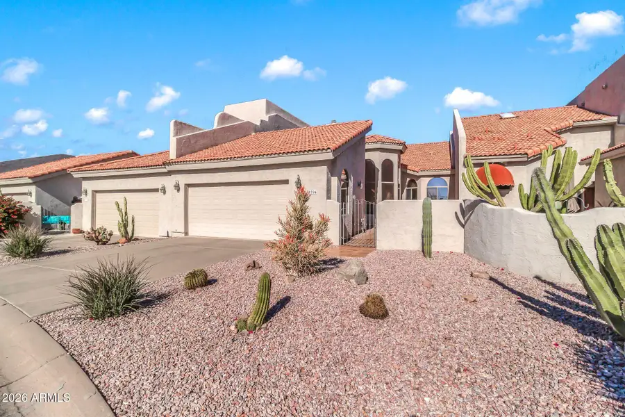 8786 E Sandtrap Court, Gold Canyon, AZ 85118 - Image #2