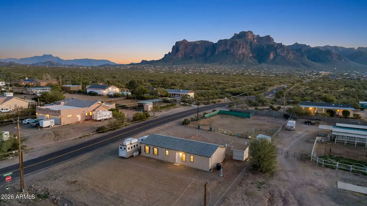 775 N Hilton Road, Apache Junction, AZ 85119 - Image #1