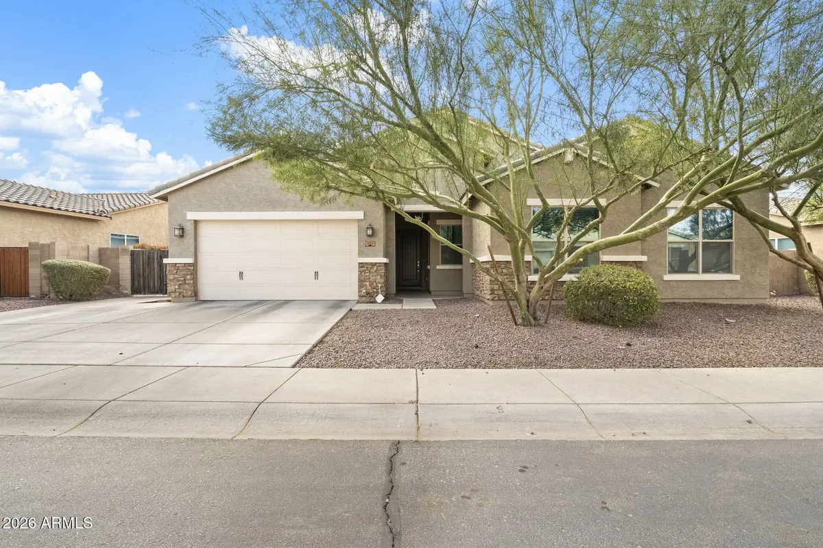 10521 W Illini Street, Tolleson, AZ 85353 - Image #1