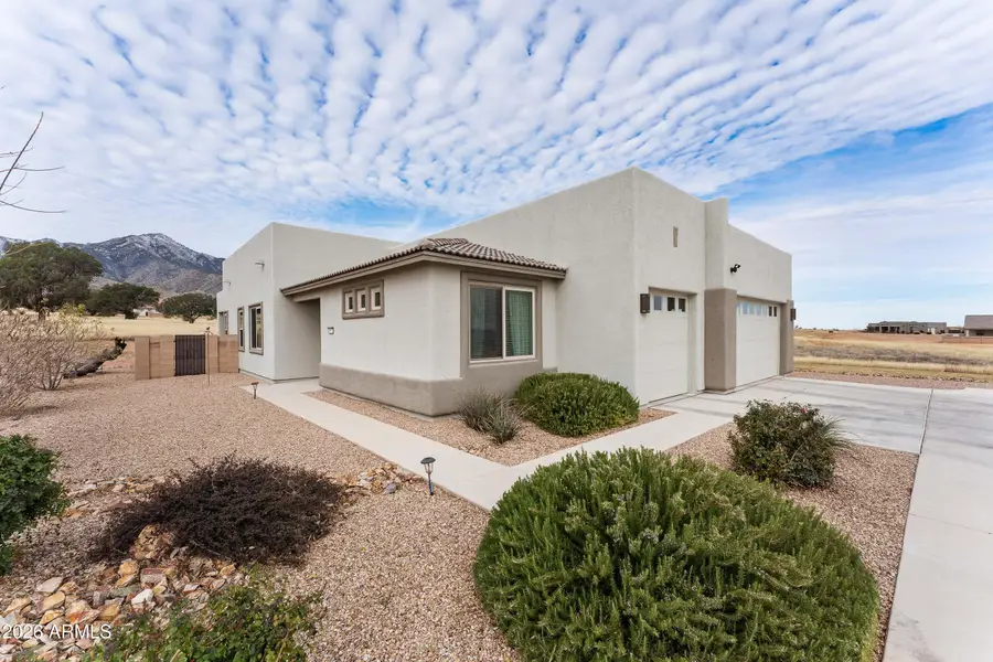 6532 E Saddlehorn Circle, Hereford, AZ 85615 - Image #2