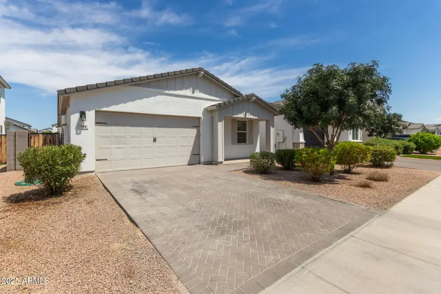 584 E Hazelnut Lane, San Tan Valley, AZ 85140 - Image #2