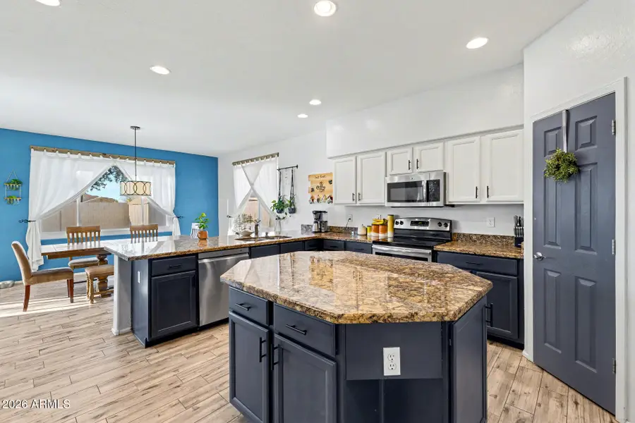 7363 E Lobo Avenue, Mesa, AZ 85209 - Image #2