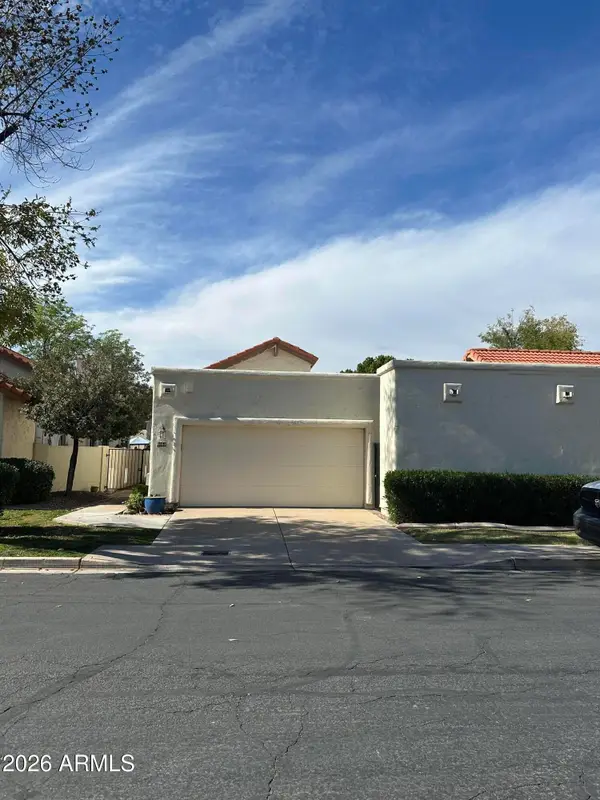 8862 S Taylor Drive, Tempe, AZ 85284