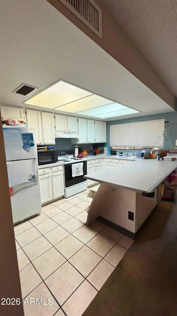 4151 W Shaw Butte Drive, Phoenix, AZ 85029