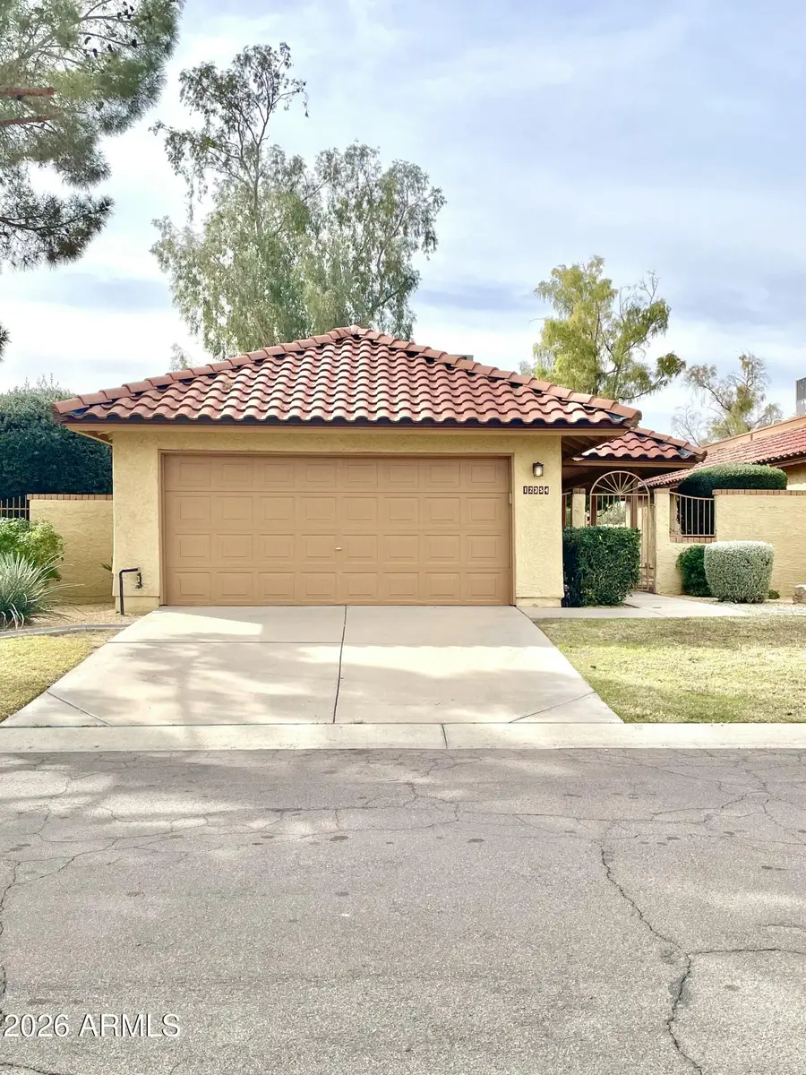 12354 S Shoshoni Drive, Phoenix, AZ 85044 - Image #2