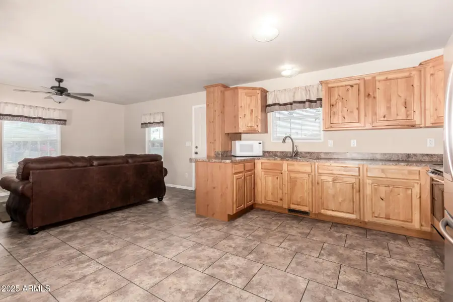 2650 W Union Hills Drive #231, Phoenix, AZ 85027 - Image #2