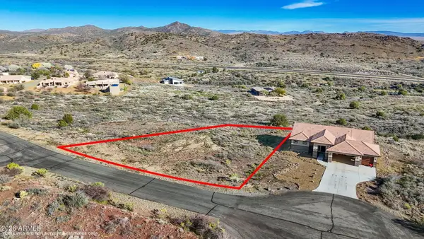 12391 S Caballo Terrace #311, Mayer, AZ 86333