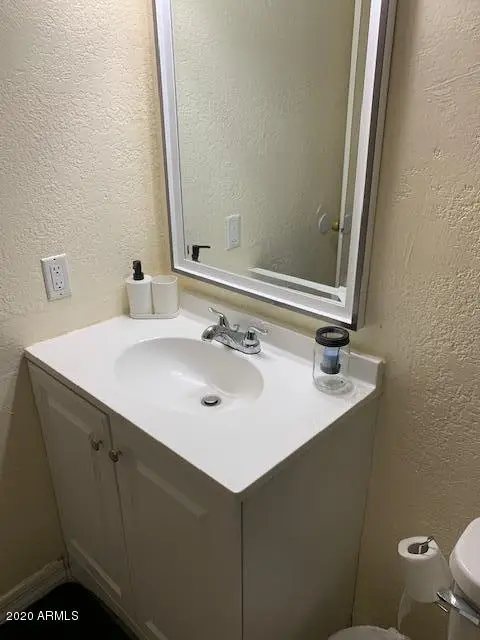 8214 W Sells Drive, Phoenix, AZ 85033 - Image #3