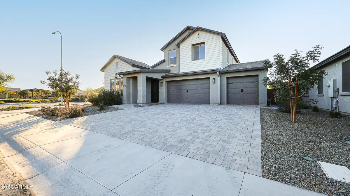 11663 W Luxton Lane, Avondale, AZ 85323 - Image #1