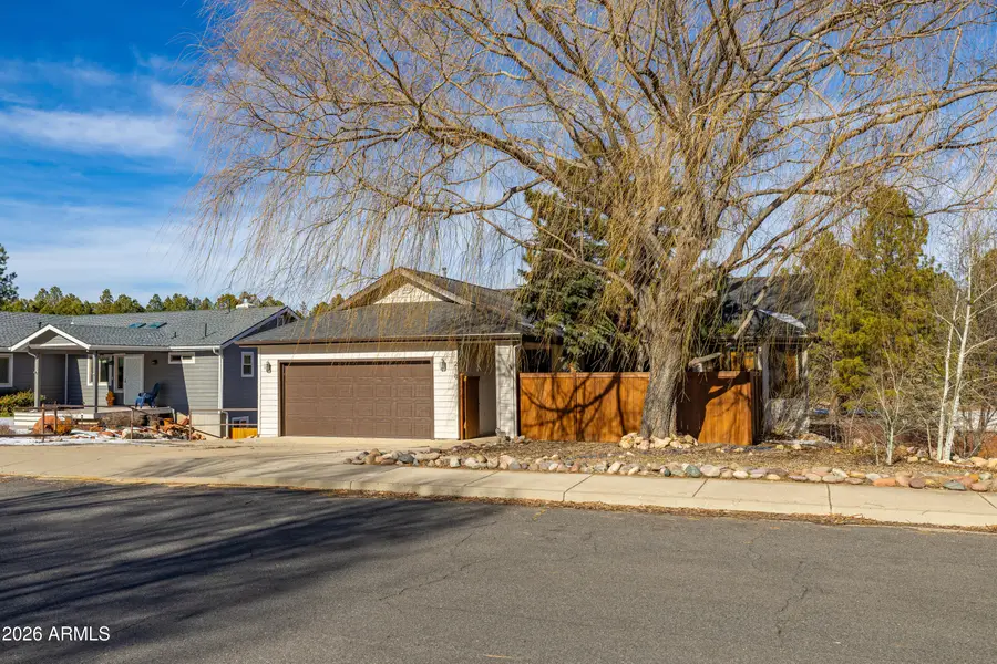 218 E Mohawk Drive, Flagstaff, AZ 86005 - Image #2
